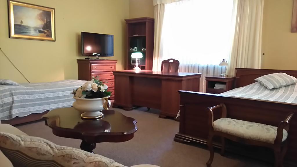 بودكوفا ليشنا Villa Podkowa المظهر الخارجي الصورة